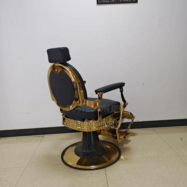 Brand New Barbing Chair · Photo 2