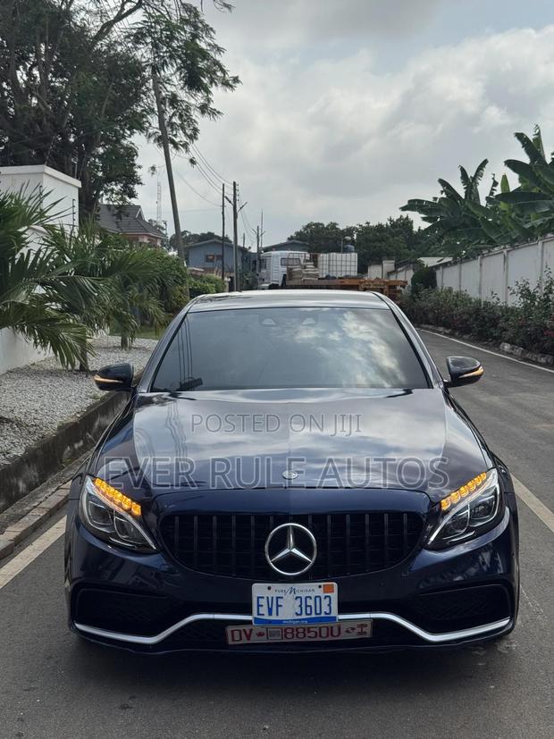 Mercedes-Benz C400 4Matic AWD Sedan (3.0L V6 7A) 2015 Blue · Photo 4