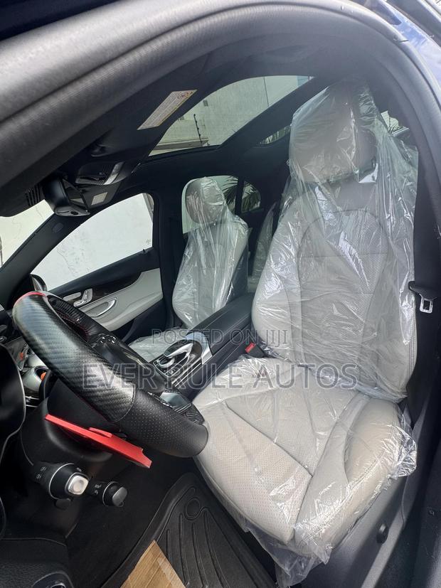 Mercedes-Benz C400 4Matic AWD Sedan (3.0L V6 7A) 2015 Blue · Photo 3