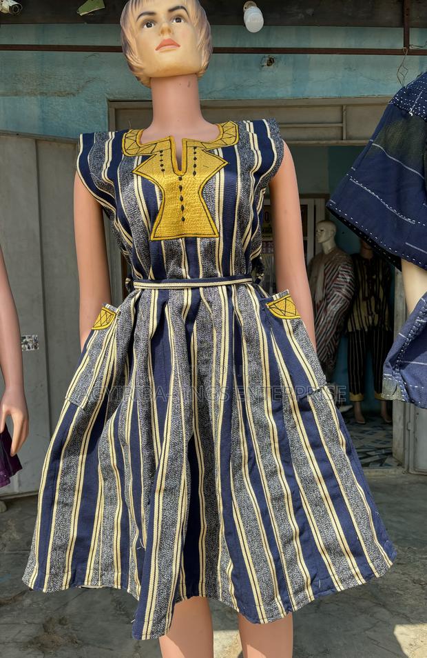Blue and Brown Smock Dress · Photo 2