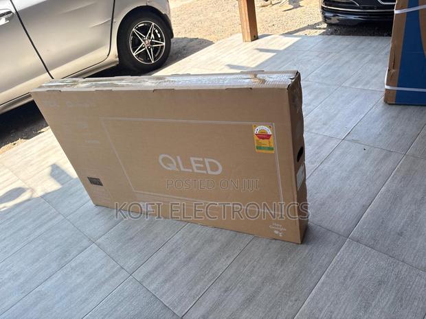 TCL 43” Qled Google Tv Ultra-Clear Premium · Photo 1