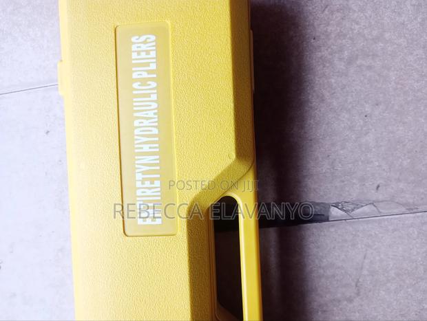 Crimping Tool Box · Photo 2