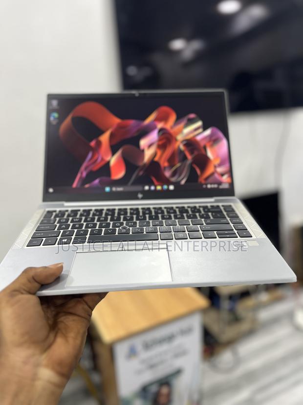 Laptop HP EliteBook 840 G7 8GB Intel Core I5 SSD 512GB · Photo 3