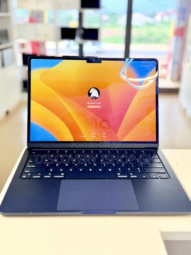 Laptop Apple MacBook Air 2023 M2 8GB Apple M2 SSD 256GB · Photo 1