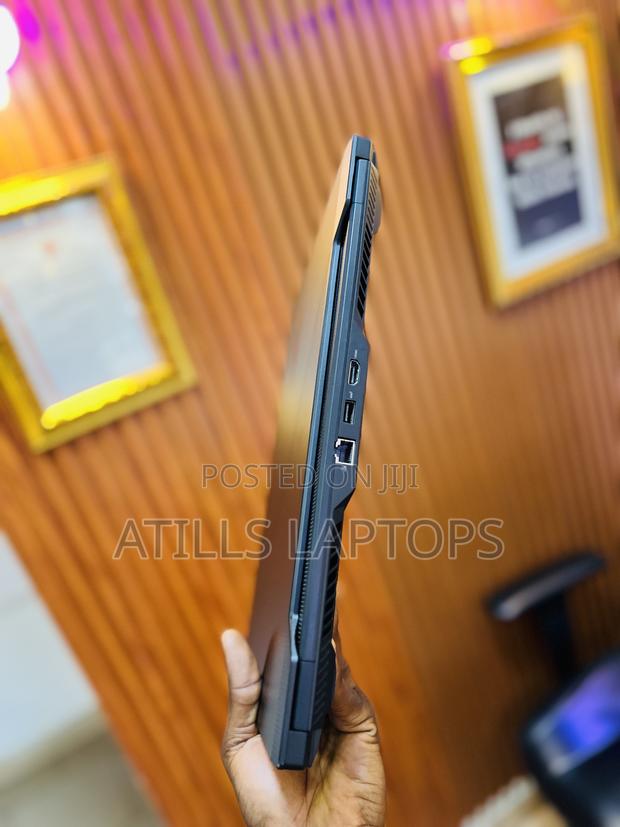 Laptop Asus ROG Zephyrus G15 16GB AMD Ryzen 7 SSD 1T · Photo 4