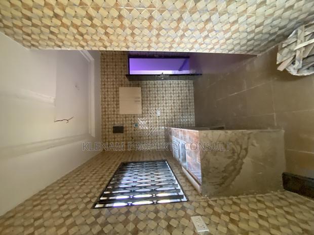 2bdrm Apartment in CP for rent · Photo 7