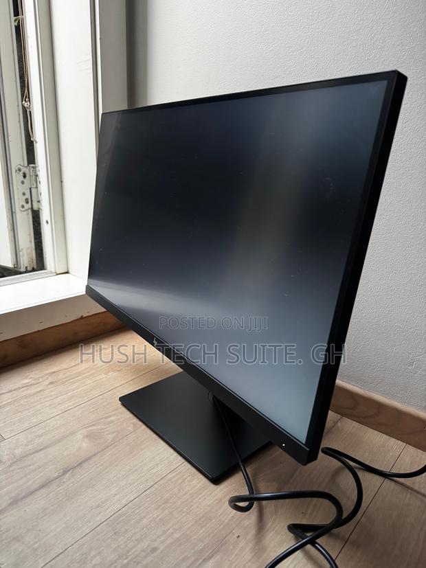 Hp Z27 Uhd Ips Display Wide Monitor 3840 X 2160 · Photo 4