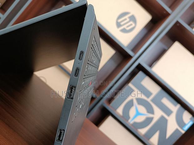 Laptop Lenovo Thinkpad X1 Yoga 8GB Intel Core I7 SSD 256GB · Photo 4