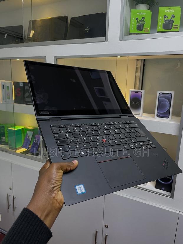 Laptop Lenovo Thinkpad X1 Yoga 8GB Intel Core I5 SSD 256GB · Photo 2