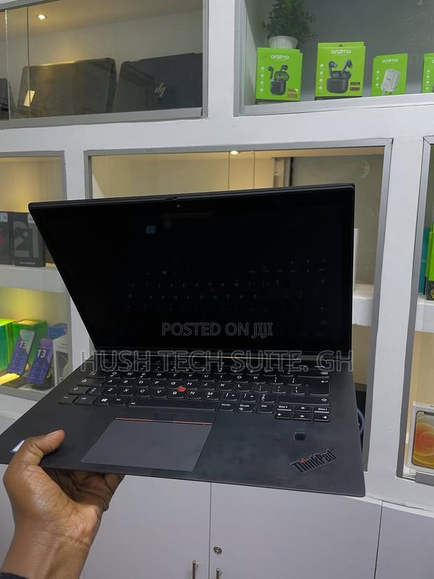 Laptop Lenovo Thinkpad X1 Yoga 8GB Intel Core I5 SSD 256GB · Photo 3