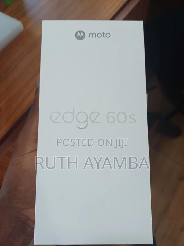 New Motorola Edge 60 Fusion 256 GB Bronze · Photo 1