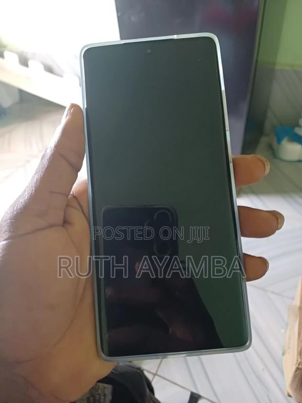 New Motorola Moto G100 256 GB Gray · Photo 1