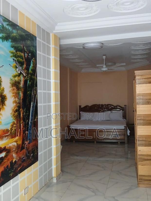 Ensuite Room With Aircon, TV Fridge at Kwadaso North, Kumasi · Photo 1