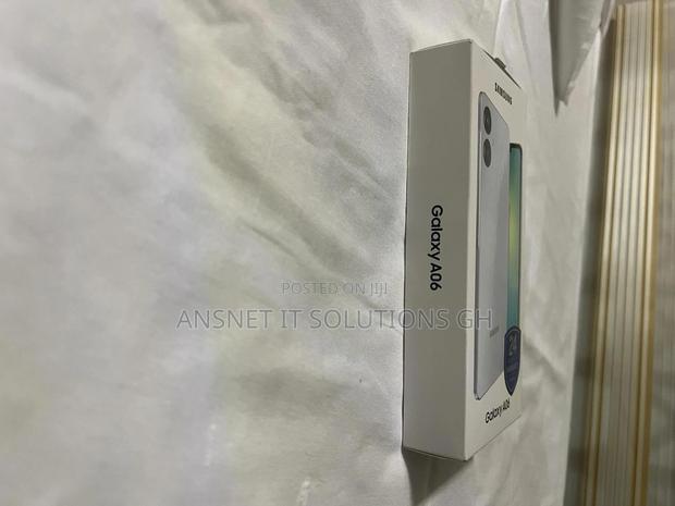 New Samsung Galaxy A06 64 GB · Photo 2