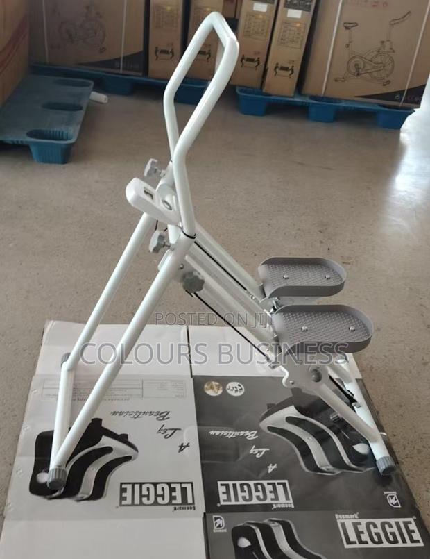 Exercising Climber · Photo 1