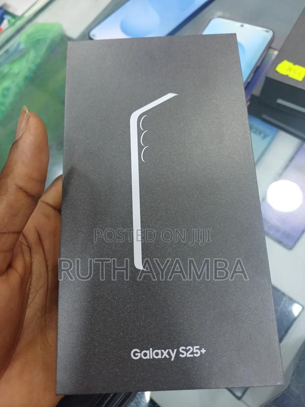 New Samsung Galaxy S25+ 256 GB Gray · Photo 1
