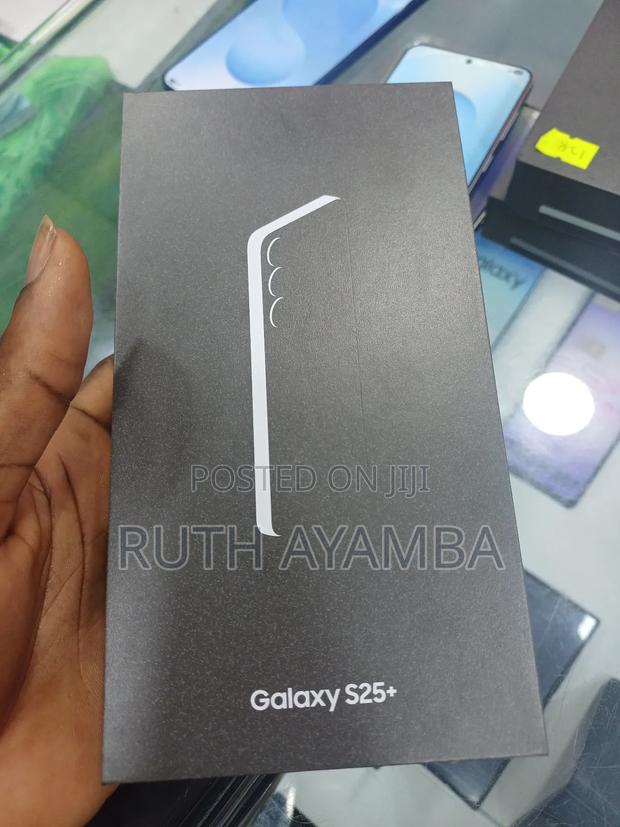 New Samsung Galaxy S25+ 256 GB Gray · Photo 2
