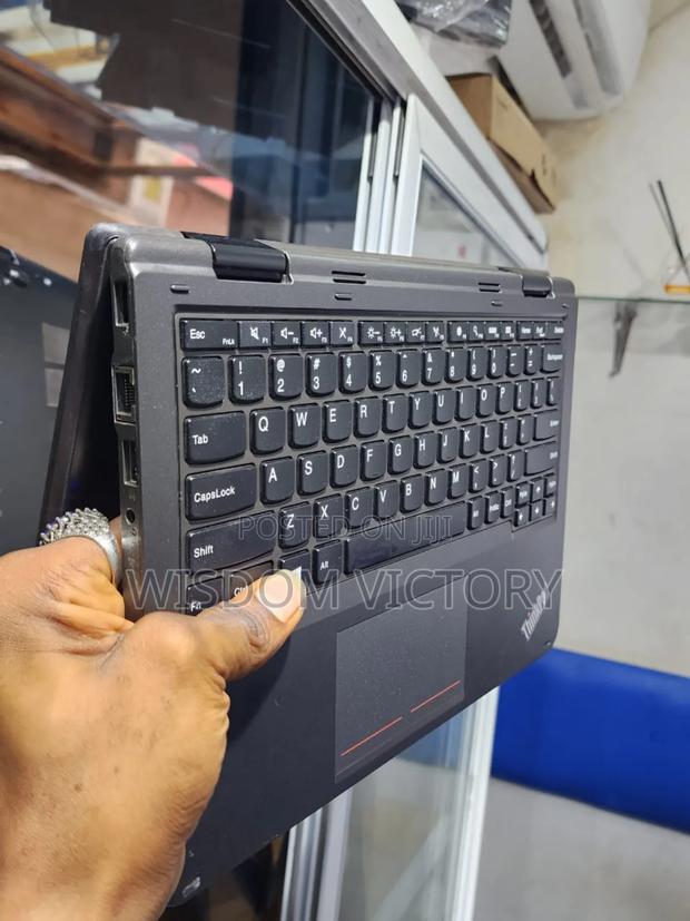 New Laptop Lenovo LOQ 15ARP9 4GB Intel SSD 128GB · Photo 2