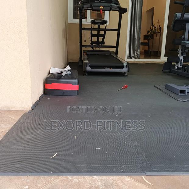 Inter Lock Floor Mat · Photo 4