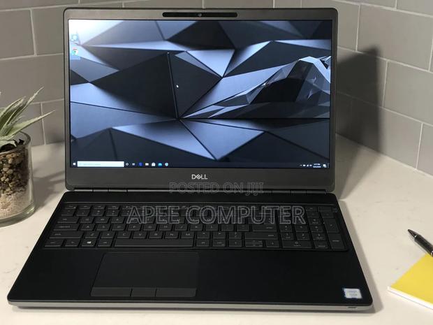 Laptop Dell Precision 7550 32GB Intel Core I7 SSD 1T · Photo 1
