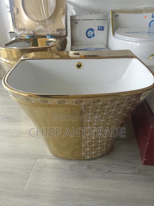 Golden Hung Hand Wash Basin G967 · Photo 1