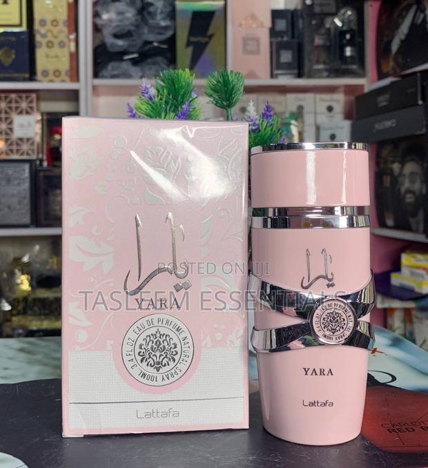 Yara Lattafa Perfume · Photo 1