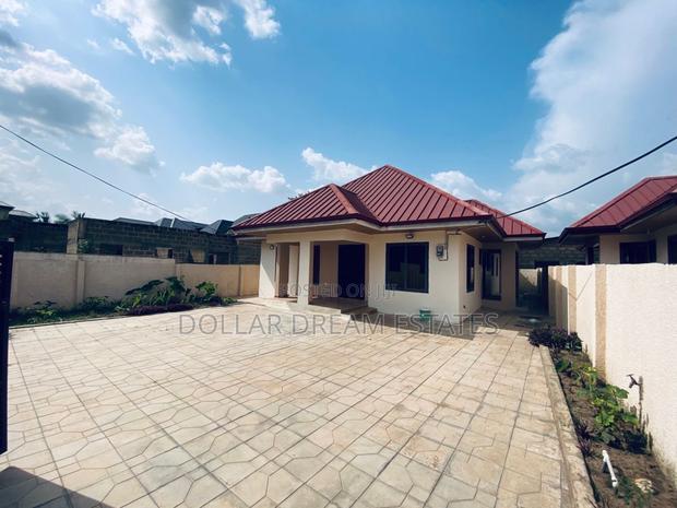 2bdrm House in Old Ashomang for sale · Photo 1