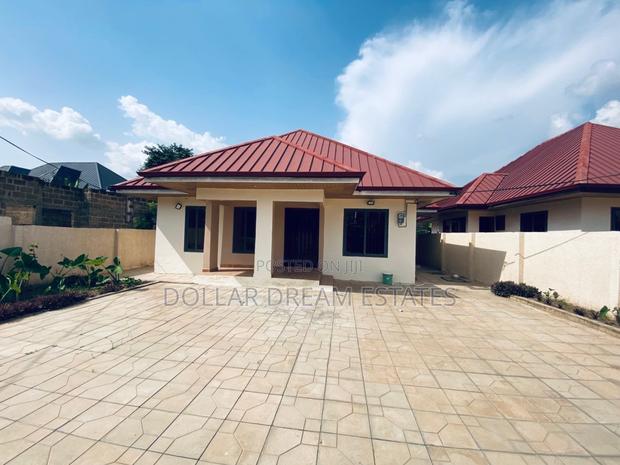 2bdrm House in Old Ashomang for sale · Photo 2