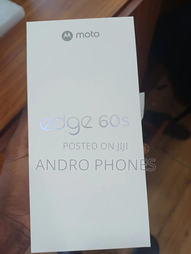 New Motorola Edge 60 Fusion 256 GB Black · Photo 2