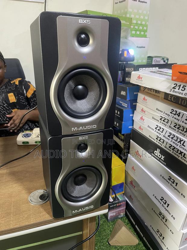 M- Audio Bx5 Carbon Studio Monitor · Photo 1