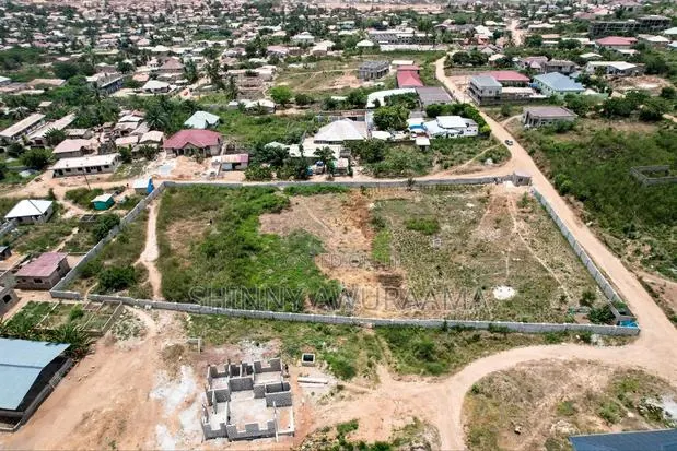 Land Titled · Photo 1