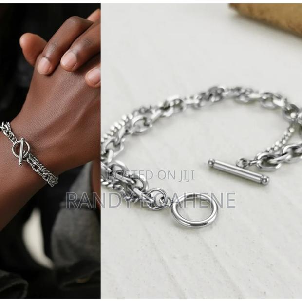 Double Strand Black and Silver Bracelet · Photo 1
