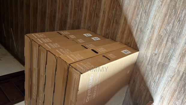 Brand New Original Samsung U8000f 55inches · Photo 1