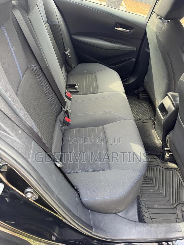 Toyota Corolla 2021 Black · Photo 5