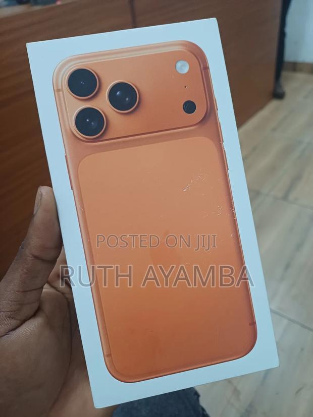New Apple iPhone XR 128 GB Orange · Photo 3