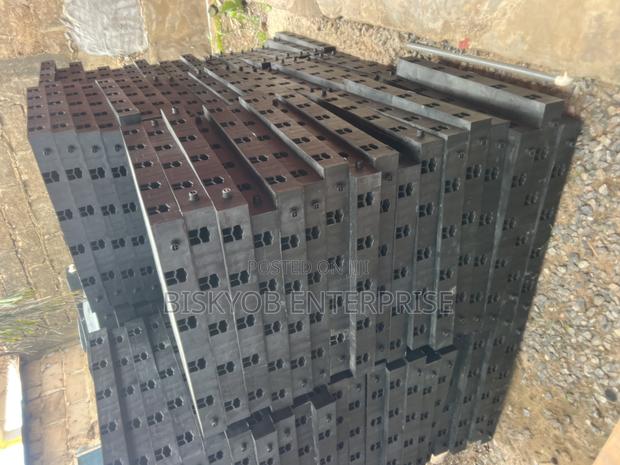 Adjustable Squre Pilars · Photo 7