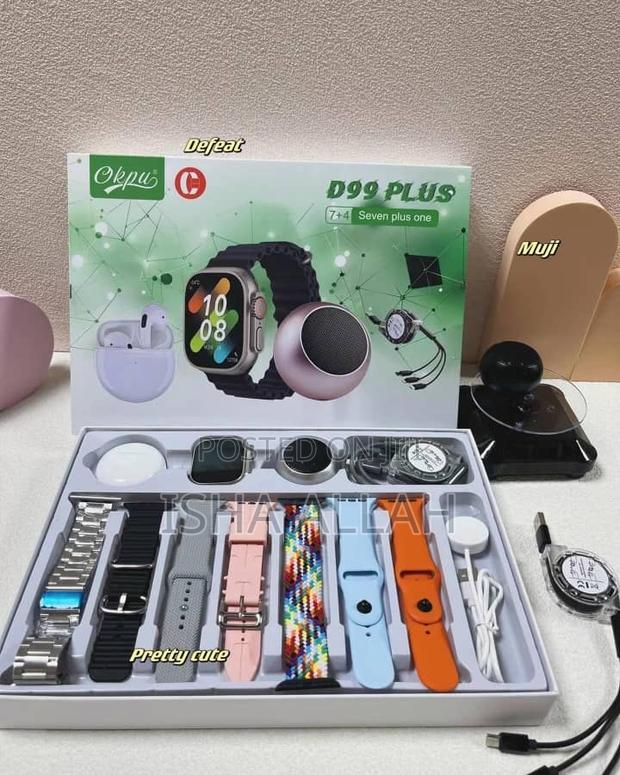D99 Plus Smart Watch, Speaker, Pods , 7 Straps · Photo 2