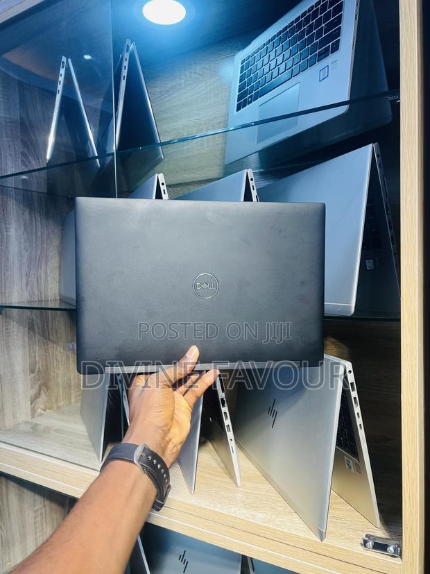 Laptop Dell Latitude 7390 8GB Intel Core I7 SSD 256GB · Photo 3