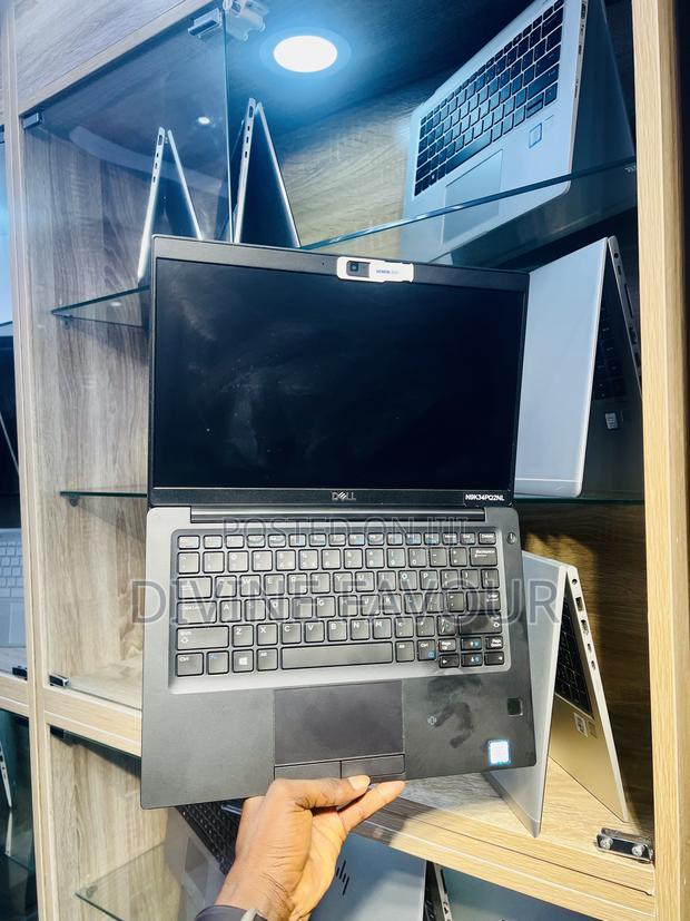 Laptop Dell Latitude 7390 8GB Intel Core I7 SSD 256GB · Photo 4