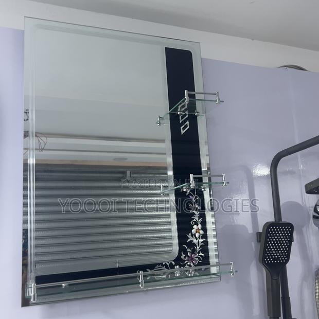 70x50 Frencia Bathroom Mirror · Photo 1