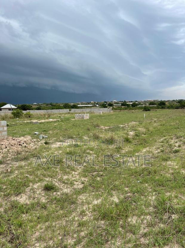 Great Deals on Titled Lands. · Photo 3
