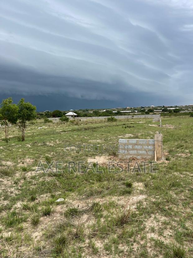 Great Deals on Titled Lands. · Photo 4