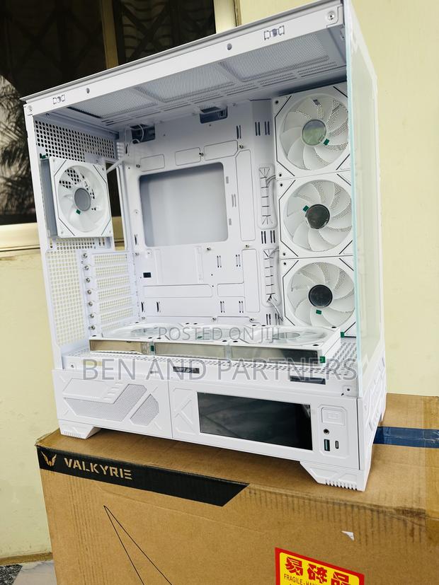 Valkyrie 6.2" Touchscreen Gaming Pc Case With 7-argb Fans · Photo 5