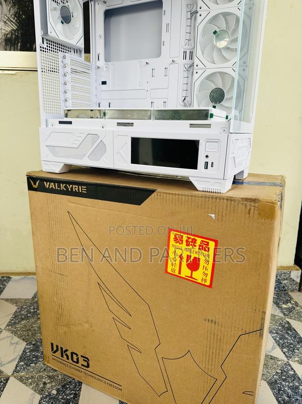 Valkyrie 6.2" Touchscreen Gaming Pc Case With 7-argb Fans · Photo 6