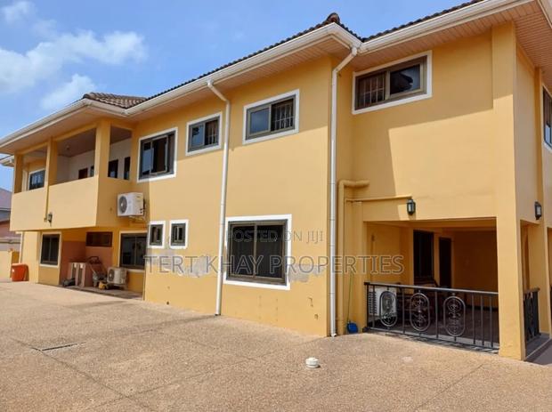 6bdrm House in East Airport, Spintex for sale · Photo 1
