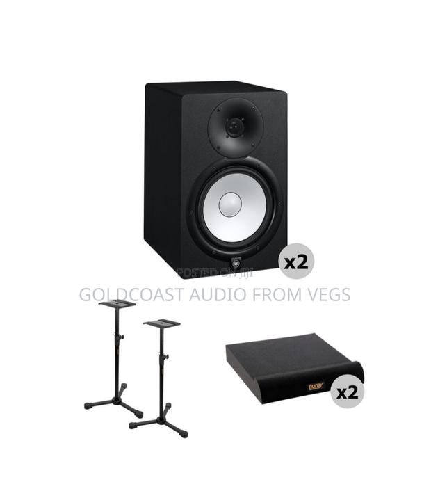 Yamaha Hs8i Powered Studio Monitors With Stands and Isolation Pads Kit · Photo 1