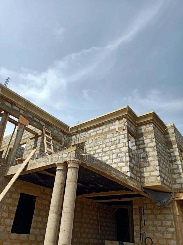 Excellent Strong Parapet Design · Photo 2