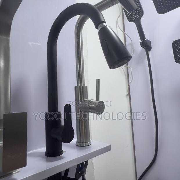 Matte Black Pullout Tap/ Faucet · Photo 2