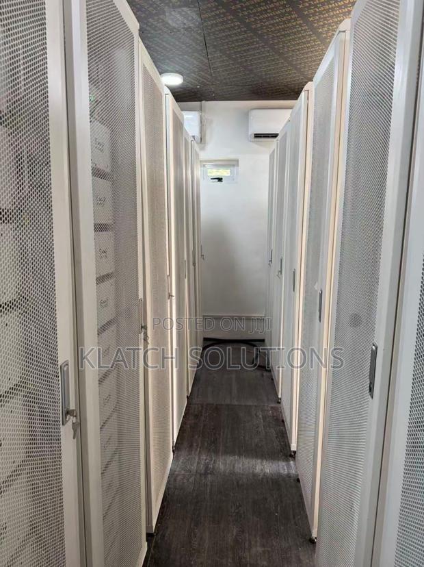 50kw Deye Solar Inverter With High Voltage Lithium System · Photo 4