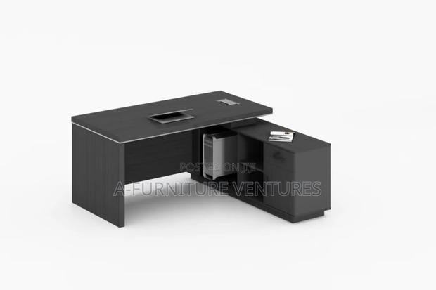 1.8m Executive Office Table · Photo 1